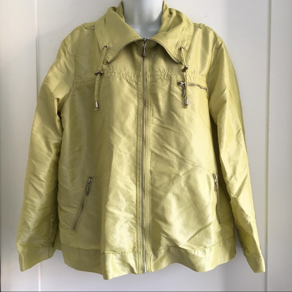 Chico's Lime Zip up Jacket size 2 / M